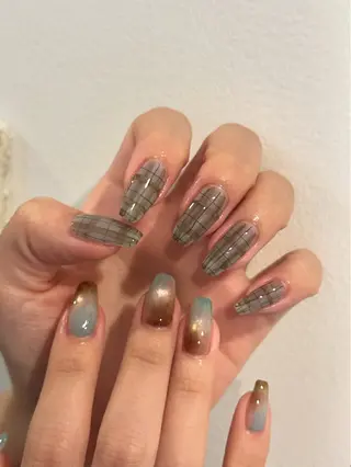 ネイル manami vi2のネイルデザイン