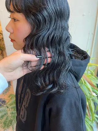 セミロング パーマ Sraw代官山所属・HARUKA/暖色 /ハイトーンカラーのヘアスタイル