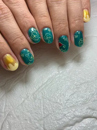 ネイル アトリエみかん所属・MIKA 🍊のネイルデザイン