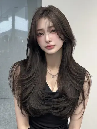 ロング カラー レイヤーカット✨ 福井雄登のヘアスタイル