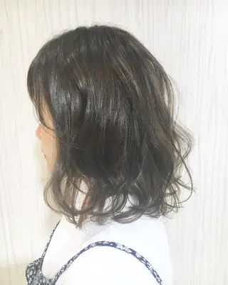 ショート ミディアム カラー パーマ ✨艶髪✨透明感✨ 山内大樹のヘアスタイル