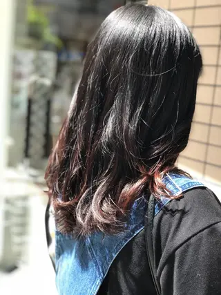 セミロング 阿部 美咲のヘアスタイル