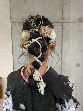 ロング ヘアアレンジ 女性に人気♪ はやしほのかのヘアスタイル