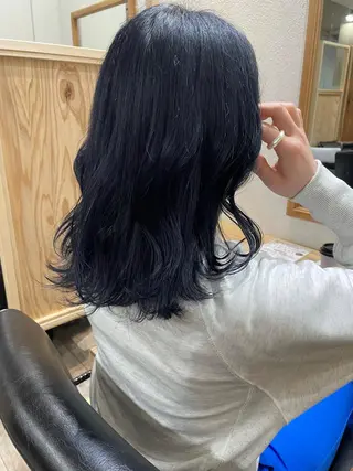 セミロング sherry【シェリー】所属・miho 大国町 柔らかハイトーン💛のヘアスタイル