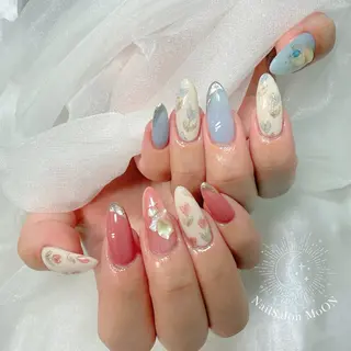 ネイル MoON...❤︎ MeGuのネイルデザイン