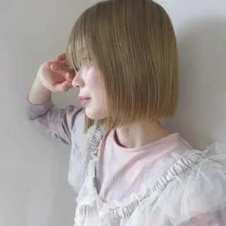 ミディアム neu. reinaのヘアスタイル