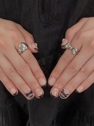 ネイル KARIN🦢 jebelleのネイルデザイン