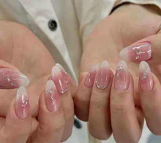 ネイル Pure&Rich Nailのネイルデザイン