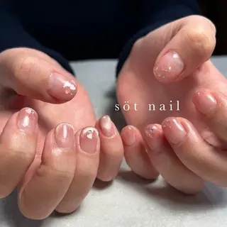 ネイル söt nail所属・岡田 恵美のネイルデザイン
