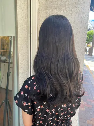 ロング カラー haru .のヘアスタイル