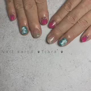 ネイル Tiara♛ティアラ 山口くるみのネイルデザイン