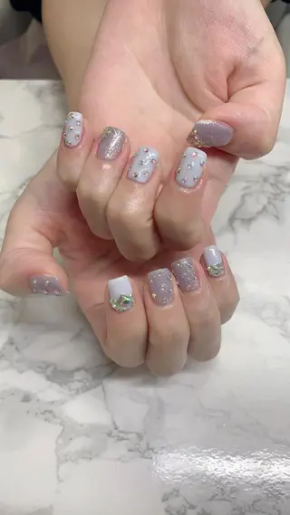 ネイル はな💎ネイル ワンホン、長さ出しのネイルデザイン