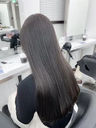 カラー 韓国風暗髪🐈‍⬛ KOUMI🪽のヘアスタイル