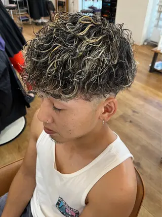 パーマ メンズ be’leef.ric 守口店所属・beleef守口店 reinaのヘアスタイル