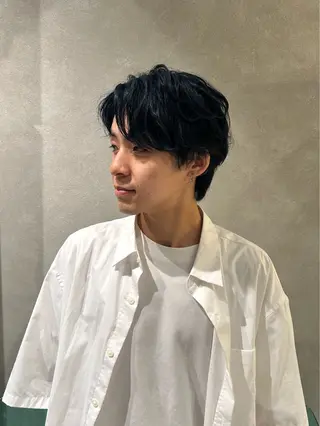 カラー メンズ 新宿 韓国 シャドウパーマ 志龍のヘアスタイル