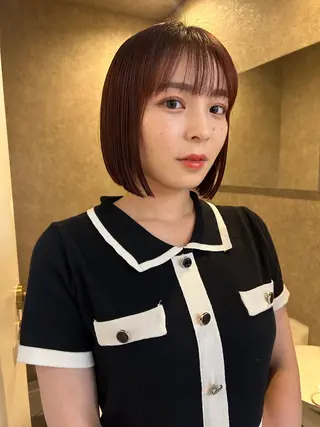 ショート レイヤーカット/ 透明感カラーmikuのヘアスタイル