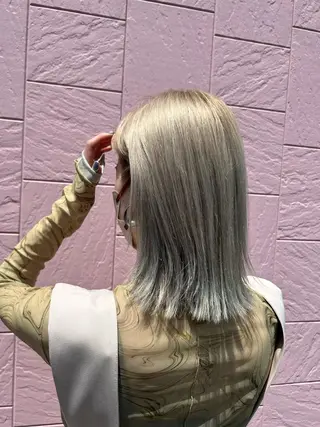 ミディアム カラー 💙ルル💙 ハイトーン/レイヤーのヘアスタイル