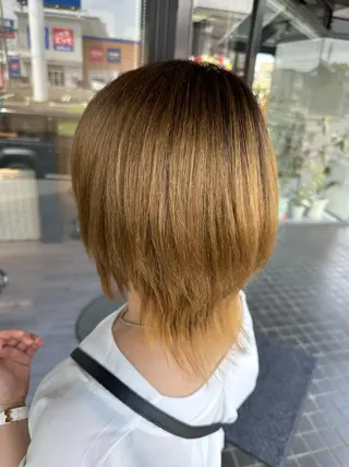 ミディアム arika オケシ　リョウダイのヘアスタイル