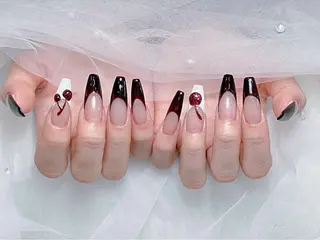 ネイル Mio_ Noiranailのネイルデザイン