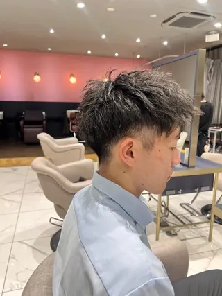 ショート メンズ 志田 ほん/ メンズパーマのヘアスタイル