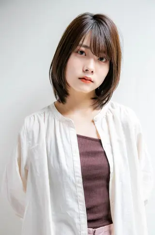 ミディアム カラー レイヤーと顔まわり 大好き❣️関口拓馬のヘアスタイル