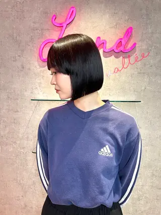 莉乃/縮毛矯正/髪質 改善/艶カラーのヘアスタイル