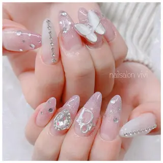 ネイル ＶＩＶＩ nailsalonのネイルデザイン