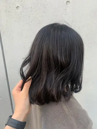 ミディアム カラー パーマ putri 川邉 優花のヘアスタイル