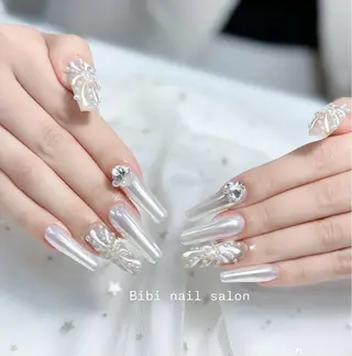 セミロング Bibi beauty spa Osaka所属・Chann Channのネイルデザイン