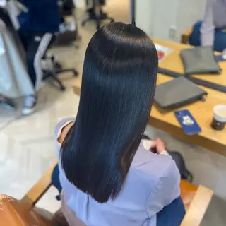 セミロング haru.shinjuku所属・髪質改善🖤縮毛矯正 ⁡   エリナのヘアスタイル