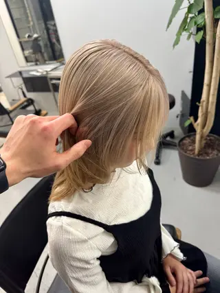 ミディアム カラー ゆうと/ブリーチモデ ル/ストレートモデルのヘアスタイル