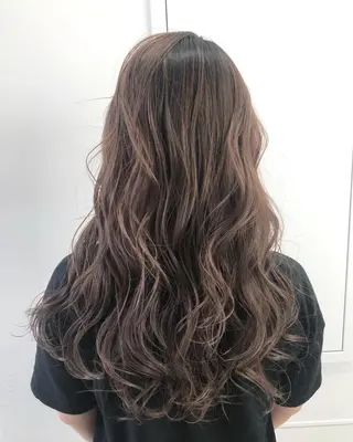 ロング カラー ヘアアレンジ 【公式】amble luxe池袋東口🩷のヘアスタイル