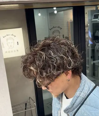 ショート カラー パーマ メンズ特化サロン 高山佑真のヘアスタイル