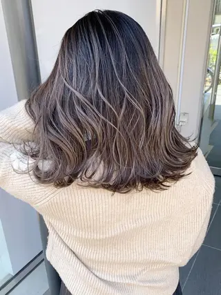 ミディアム カラー ITbyALBUM 中野店のヘアスタイル