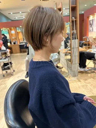 ショート ショート/レイヤー /札幌/小山内のヘアスタイル