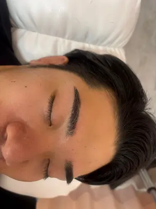 メンズ アイブロウ トレンド眉🌈✨️ misuzu.nの眉毛・アイブロウイメージ