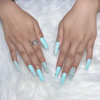 ネイル Yudia Manamiのネイルデザイン