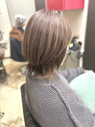 セミロング カラー 白髪ボカシカラー /骨格に合わせカットのヘアスタイル
