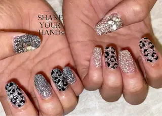 ネイル ネイルスタジオ シェイクユアハンズのネイルデザイン