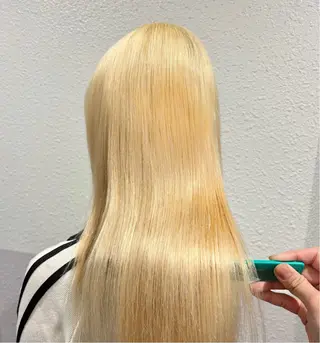 ロング カラー 艶ハイトーン/ 輝保🤍✨のヘアスタイル