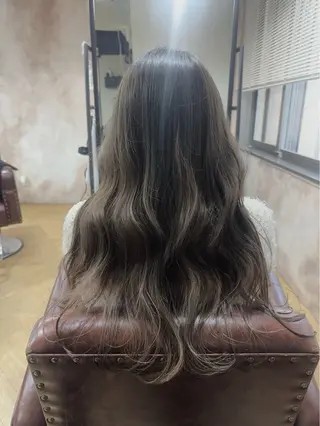 ロング カラー 髪質改善＆韓国風 RINAのヘアスタイル