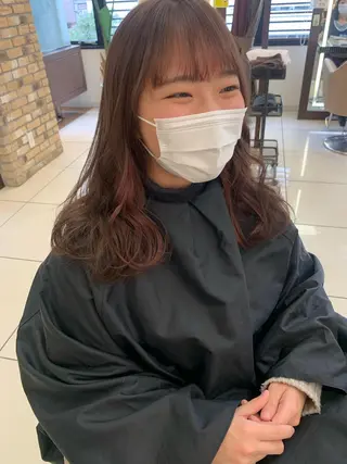 ロング カラー 羽エクステ🩷 🤍まき🤍のヘアスタイル