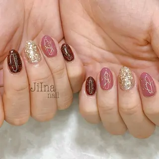 ネイル JiIna nailのネイルデザイン