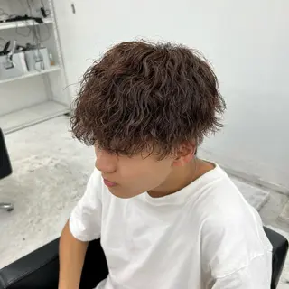 ショート パーマ 豊崎 佑輔のヘアスタイル