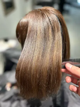 ミディアム Glare所属・髪質改善特化🫧 梶川　歩哉のヘアスタイル