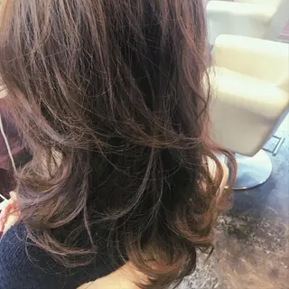 ミディアム セミロング カラー ヘアアレンジ 表参道Lise おおいしおりのヘアスタイル
