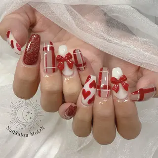 ネイル MoON...❤︎ MeGuのネイルデザイン