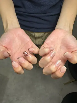 ネイル ATELIERHARLOW所属・nailist MOEのネイルデザイン