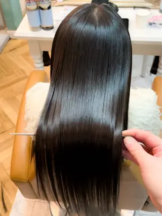 ロング 美髪縮毛矯正🤍 髪質改善/Shinaのヘアスタイル