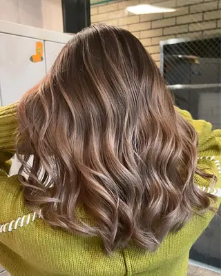 ロング カラー 難波ブリーチカラー 伊藤洋輝のヘアスタイル